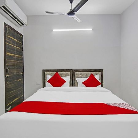 Hotel Green Olive Nowe Delhi Zewnętrze zdjęcie